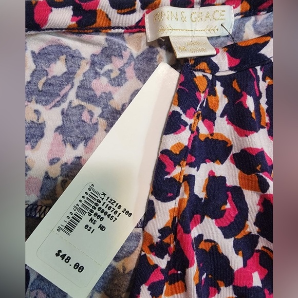 FINN & GRACE NWT- women blouse size M - Picture 4 of 4